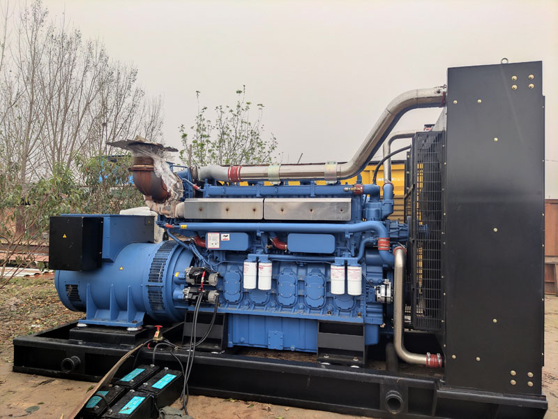 汕尾柴油发电机组更换机油时,应遵循哪些步骤?