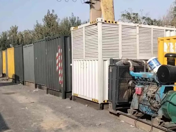 汕尾200KW柴油发电机机组每小时油耗是多少?